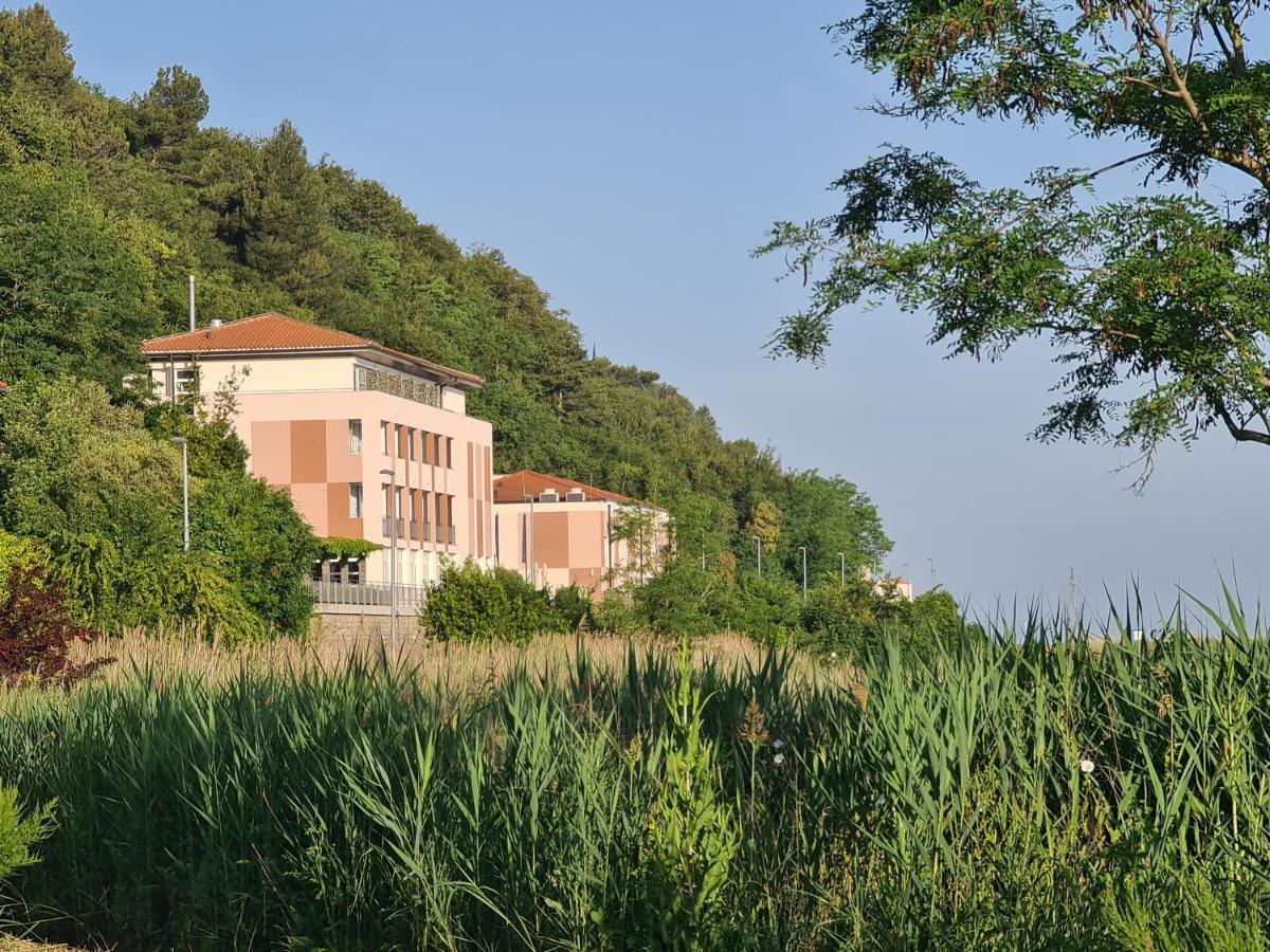 Hotel Lavender - Oleander Resort Strunjan Exterior foto